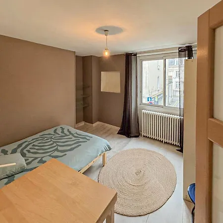 Apartment Hypercentre Cholet, Grande Capacite