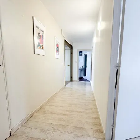 Hypercentre Cholet, Grande Capacite 2 A 12 Personnes Max, 4 Cholet